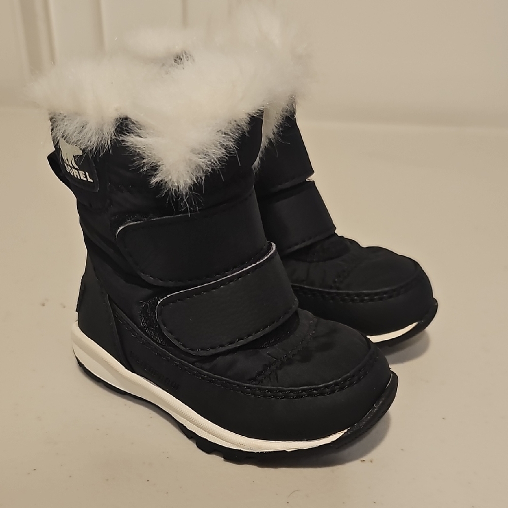 Sorel Black Boots with White Fur